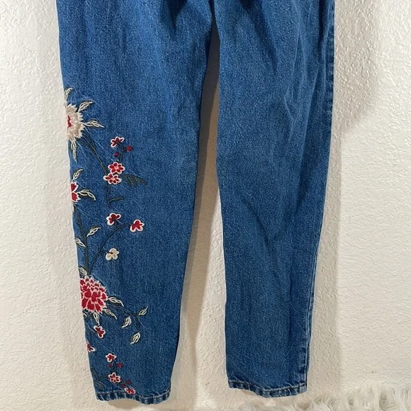 TOPSHOP MOTO Mom Floral Embroidered Boho Jeans Size 25x32 Blue Cotton Denim - Picture 8 of 11